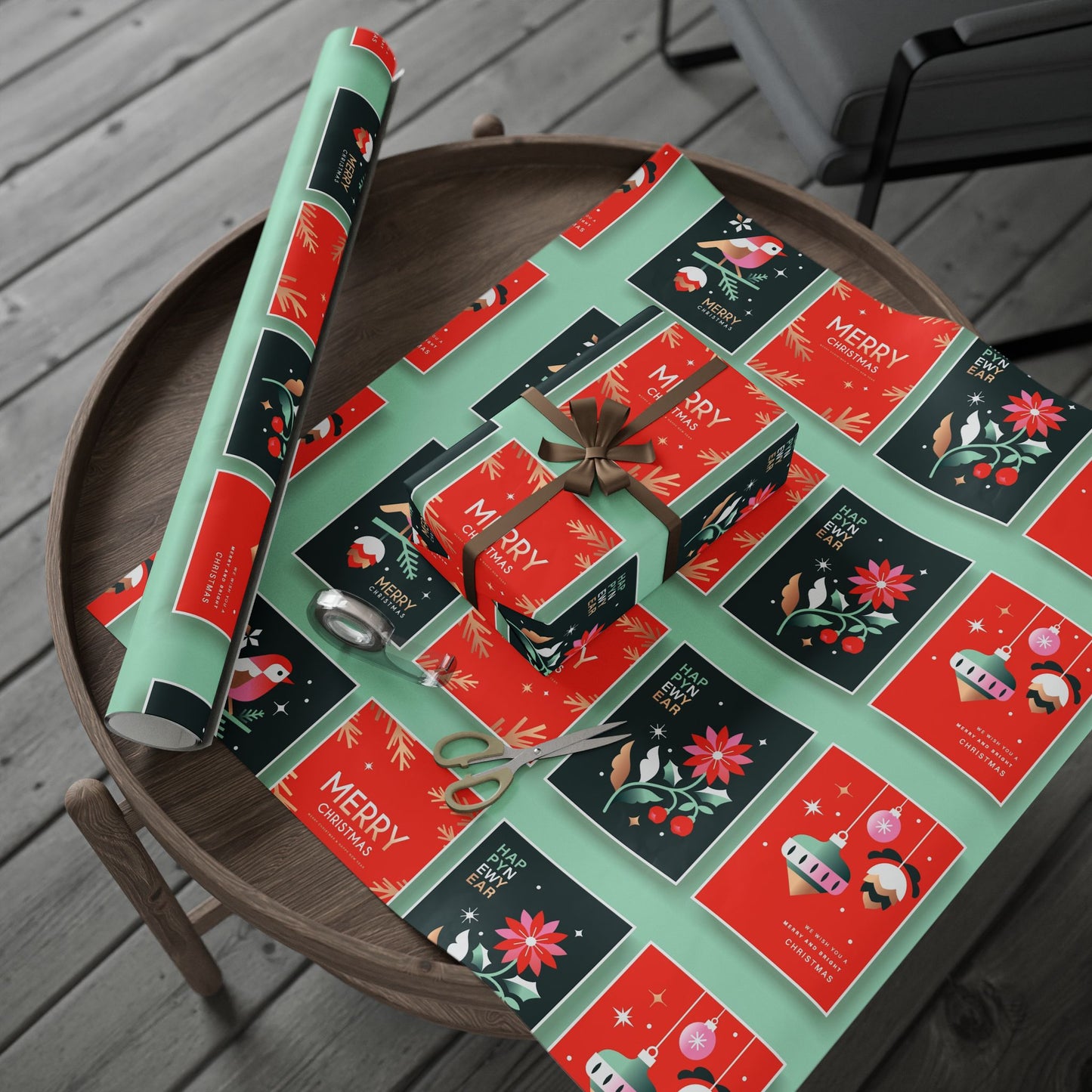 Retro Santa Pattern Wrapping Paper | Christmas Holiday Gift Wrap Roll - The Businezz Angel