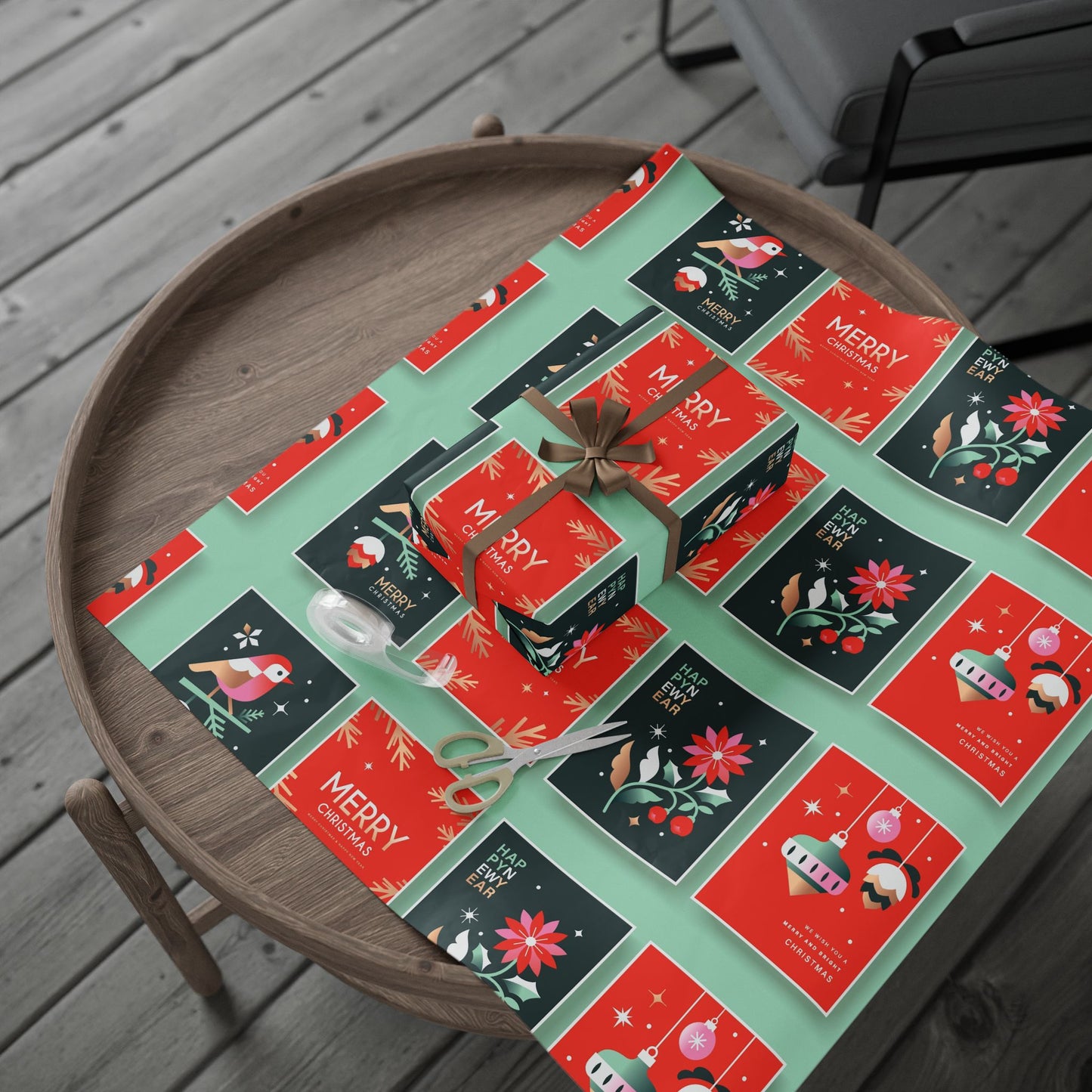 Retro Santa Pattern Wrapping Paper | Christmas Holiday Gift Wrap Roll - The Businezz Angel